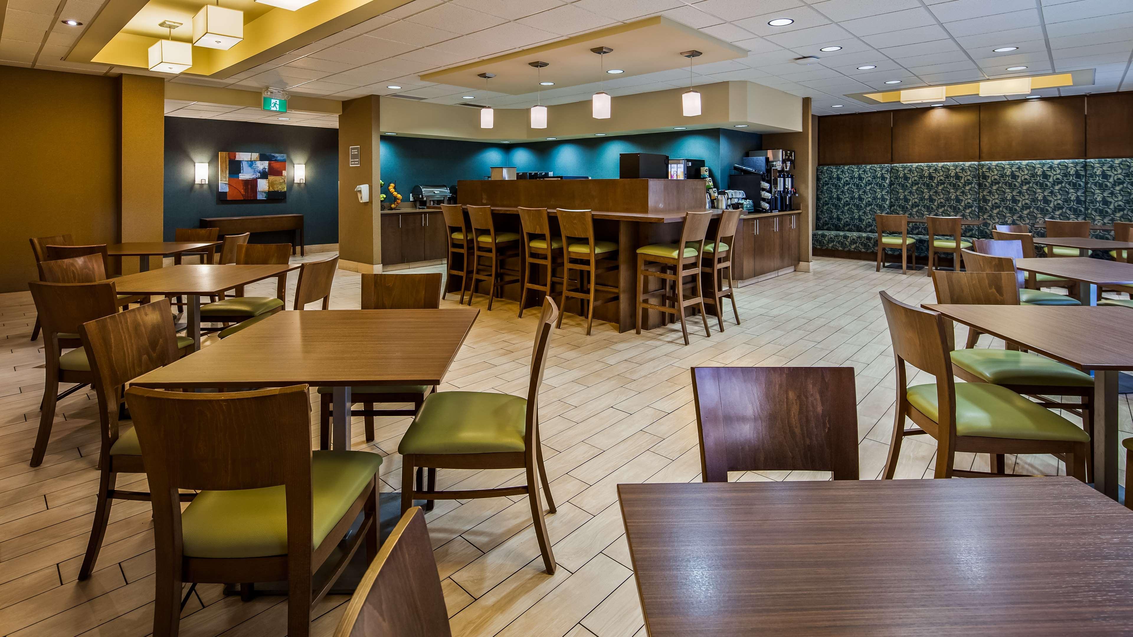 Best Western Plus Winnipeg West Headingley Exterior foto